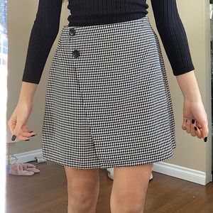 black and white short skirt
